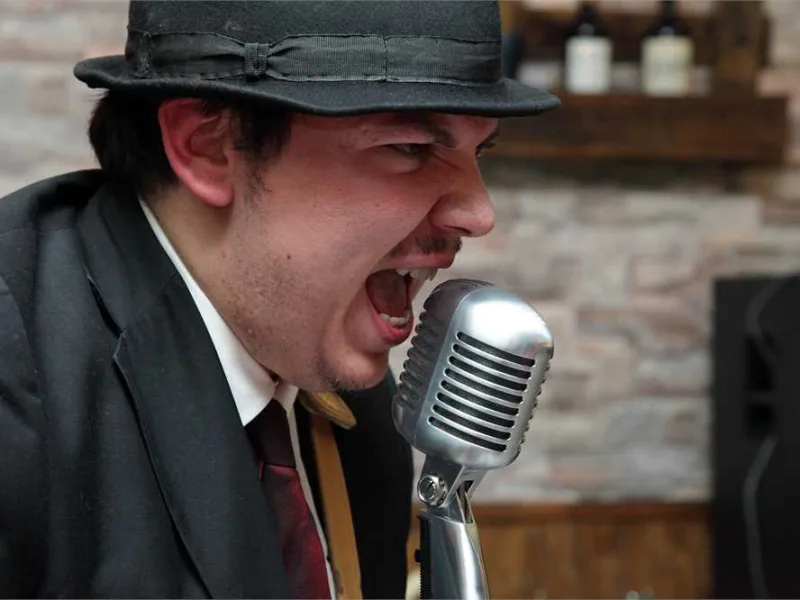 Actuación de Blues Days en Tinto y Leña