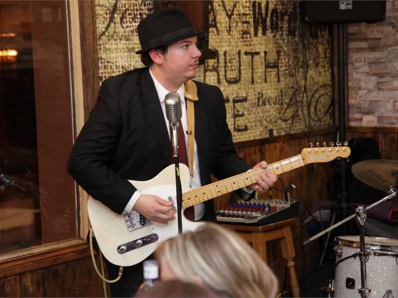 Actuación de Blues Days en Tinto y Leña