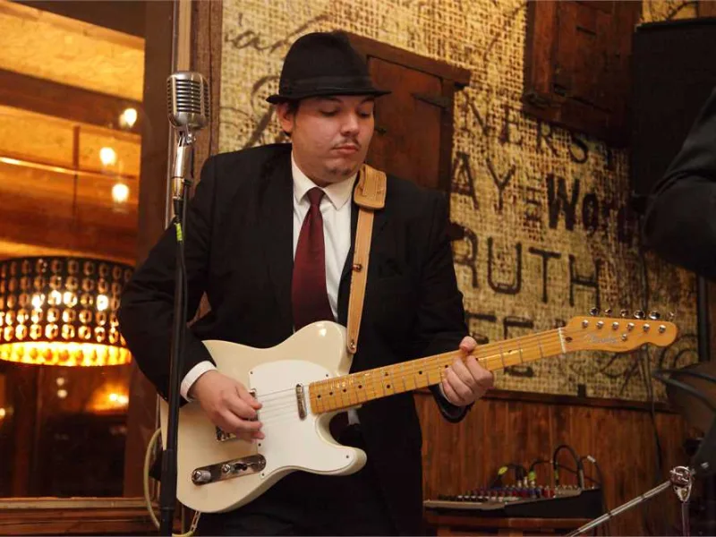 Actuación de Blues Days en Tinto y Leña