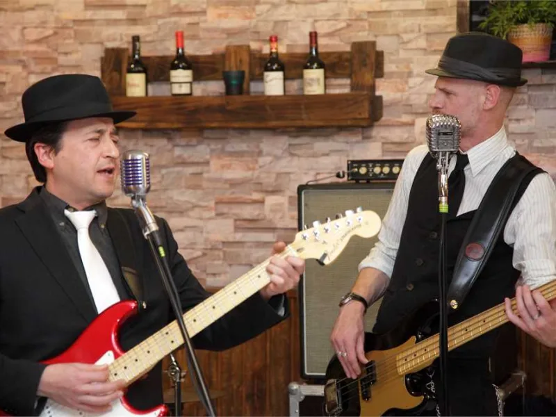 Actuación de Blues Days en Tinto y Leña