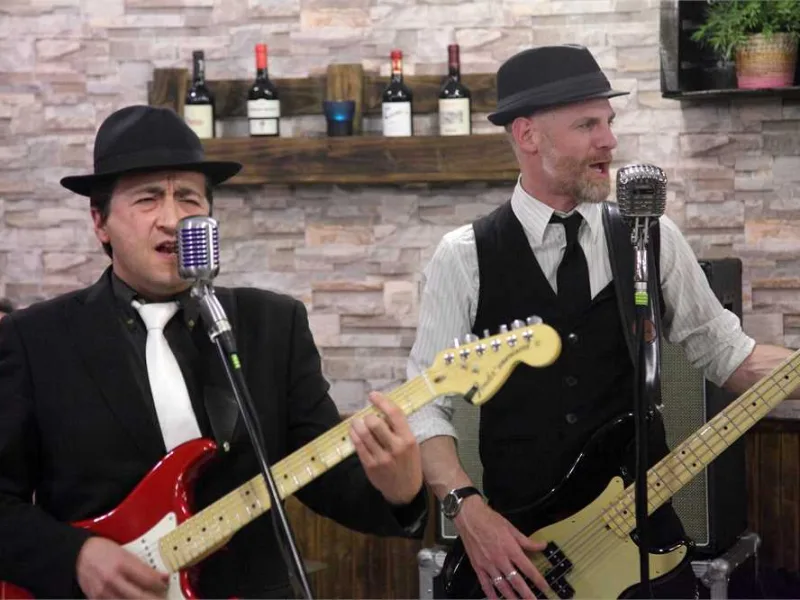 Actuación de Blues Days en Tinto y Leña