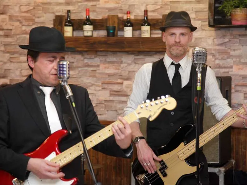 Actuación de Blues Days en Tinto y Leña