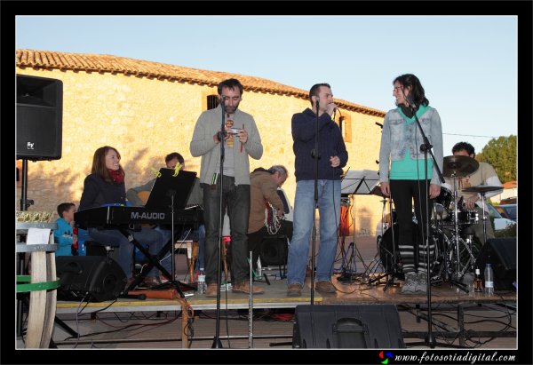 Actuación de Irlanda De Duero en Tinto y Leña, foto 2 de 23
